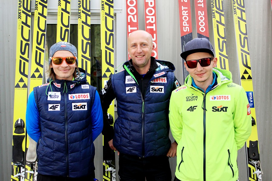 Serwisowe trio w skokach narciarskich 